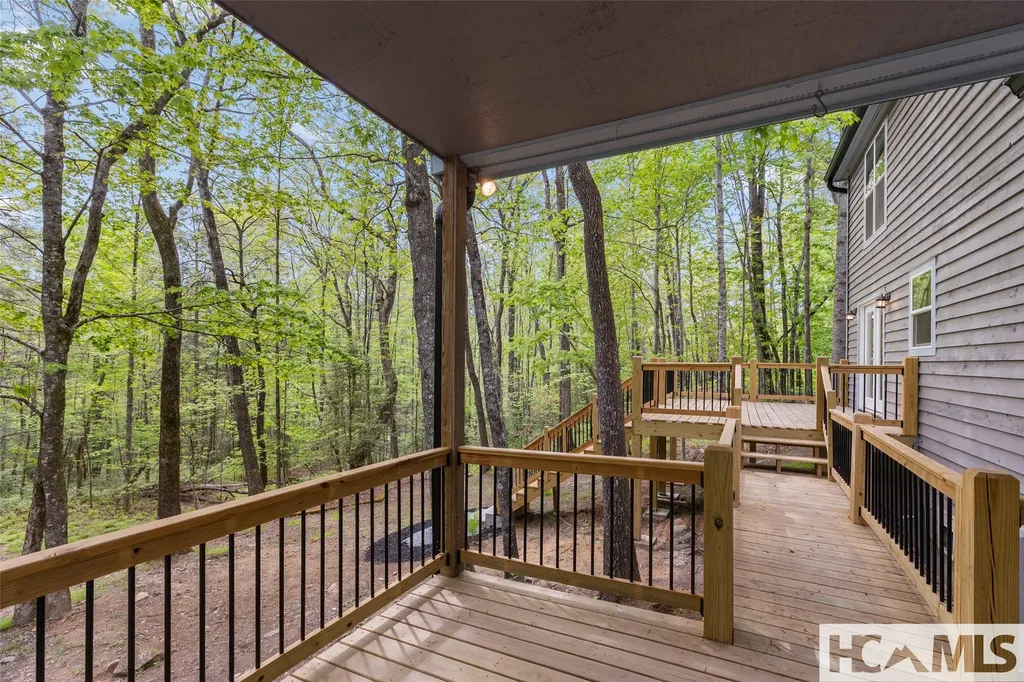 2129 Black Oak Drive Sapphire NC 28774