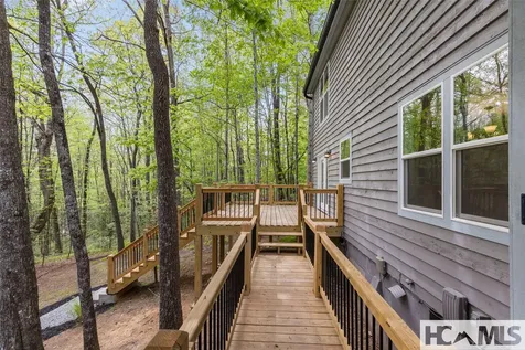 2129 Black Oak Drive Sapphire NC 28774