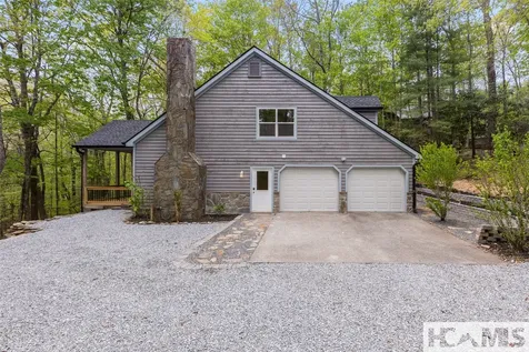 2129 Black Oak Drive Sapphire NC 28774