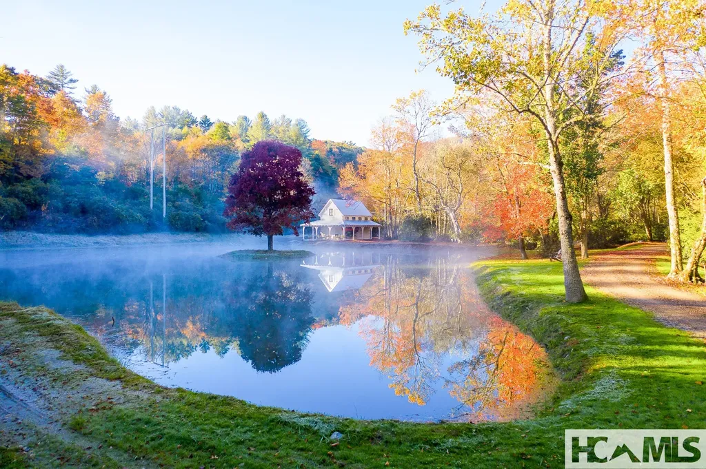 334 Windrush Trail Highlands NC 28741