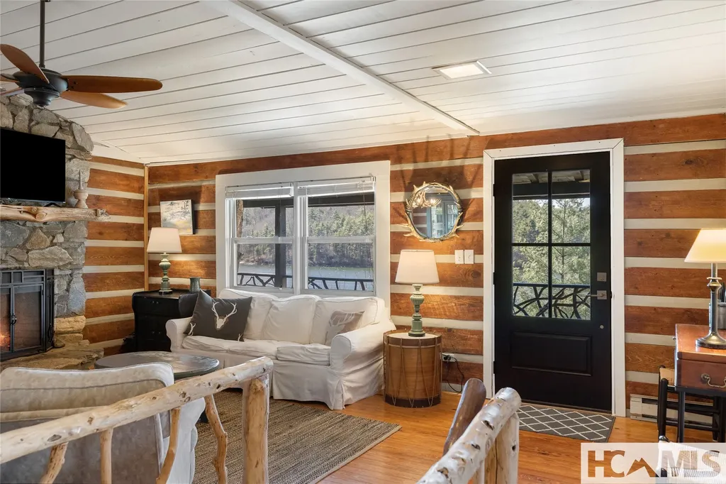 25 Black Walnut Drive Glenville NC 28736