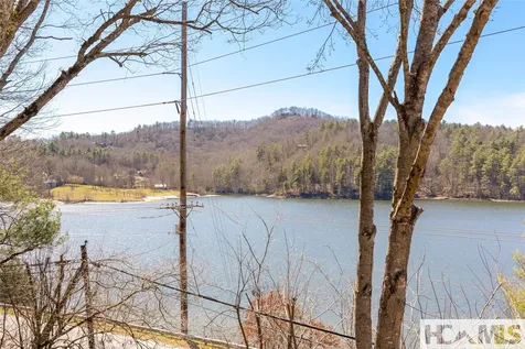 25 Black Walnut Drive Glenville NC 28736