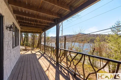 25 Black Walnut Drive Glenville NC 28736