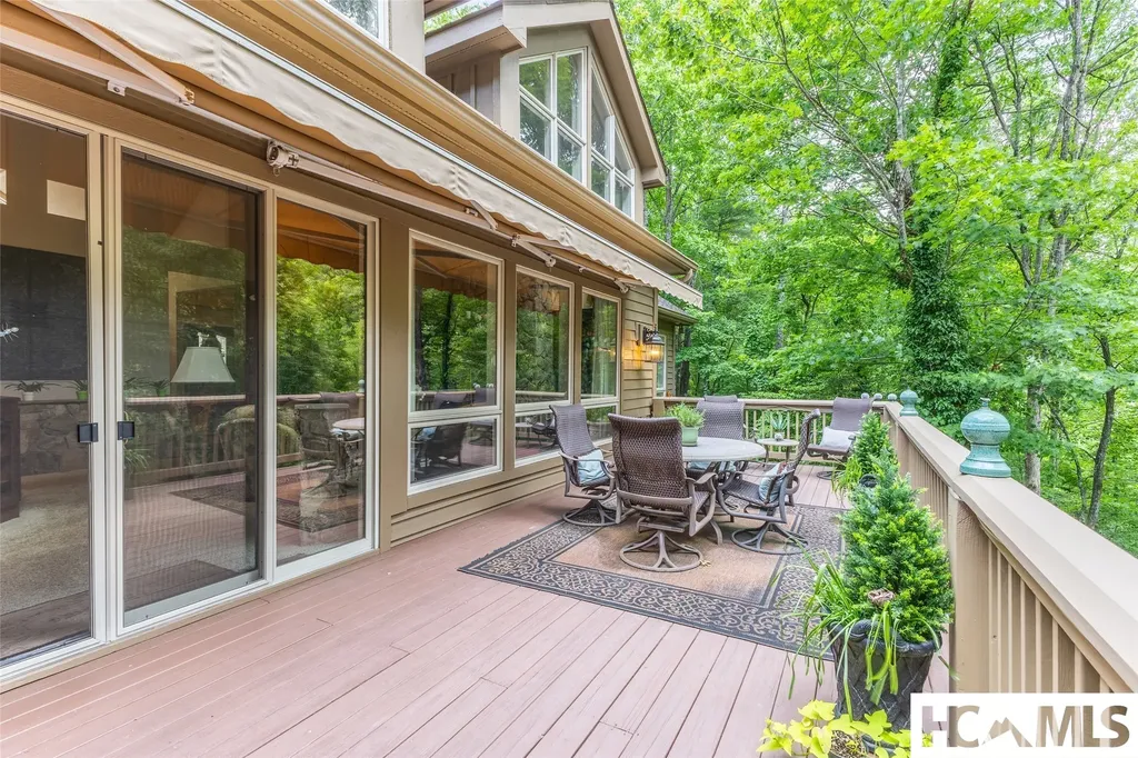213 River Overlook Road Sapphire NC 28774