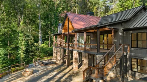 935 Glenshore Drive Cullowhee NC 28723