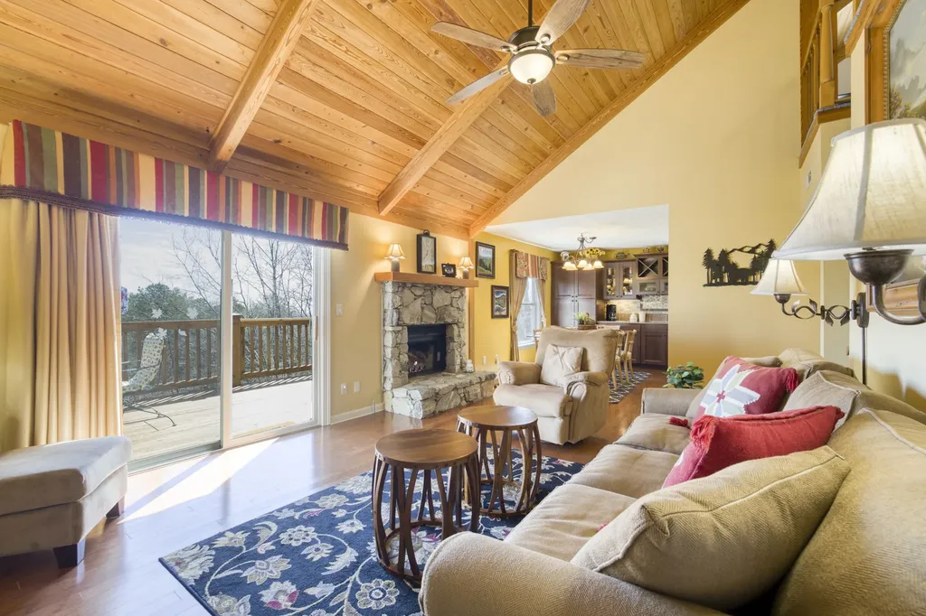 73 Toxaway Views Lake Toxaway NC 28747