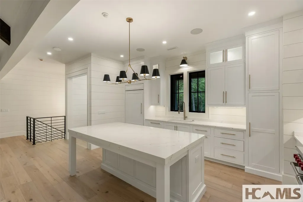 34 Crescent Trail Highlands NC 28741