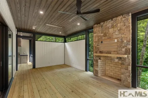 34 Crescent Trail Highlands NC 28741
