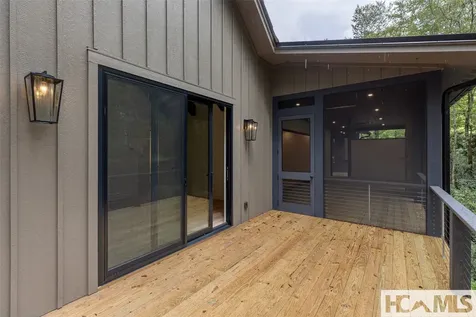 34 Crescent Trail Highlands NC 28741