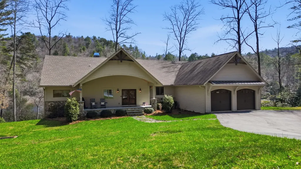 577 Twin Lakes Drive Highlands NC 28741