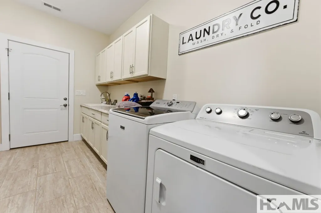 577 Twin Lakes Drive Highlands NC 28741