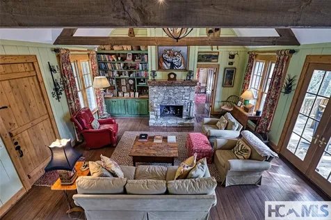 63 Avon Road Glenville NC 28736