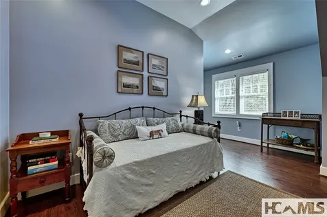63 Avon Road Glenville NC 28736
