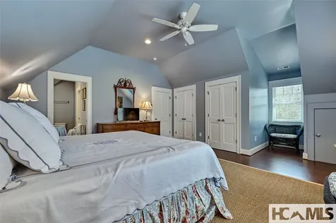 63 Avon Road Glenville NC 28736