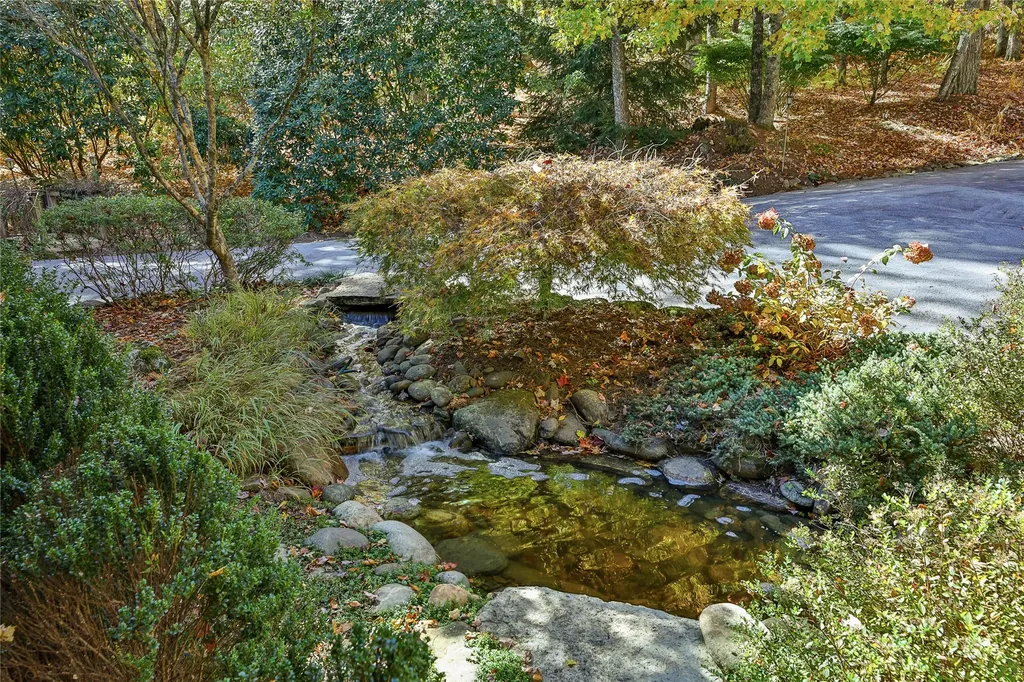 533 Woodward Trail Sapphire NC 28774
