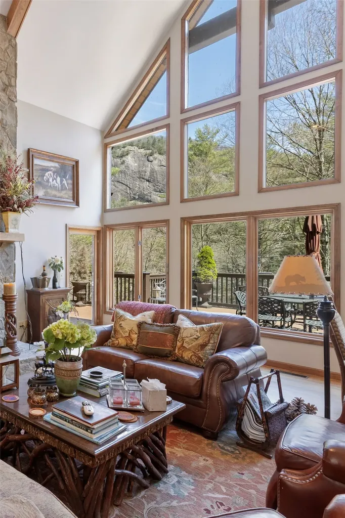 533 Woodward Trail Sapphire NC 28774