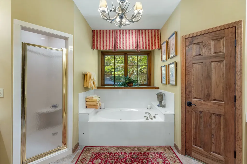 533 Woodward Trail Sapphire NC 28774