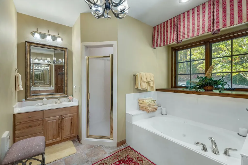 533 Woodward Trail Sapphire NC 28774