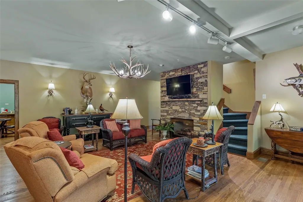 533 Woodward Trail Sapphire NC 28774