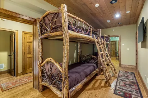 533 Woodward Trail Sapphire NC 28774