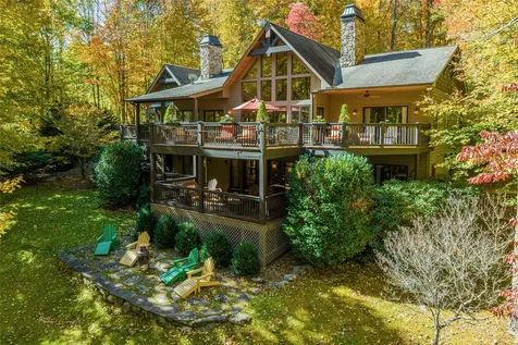 533 Woodward Trail Sapphire NC 28774