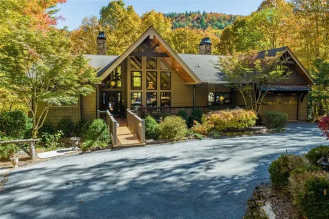 533 Woodward Trail Sapphire NC 28774