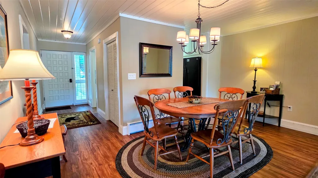 104 Mountain Lea Sapphire NC 28774
