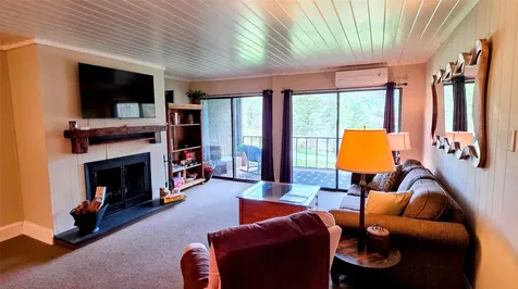 104 Mountain Lea Sapphire NC 28774