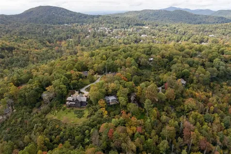 336 North Drive Highlands NC 28741