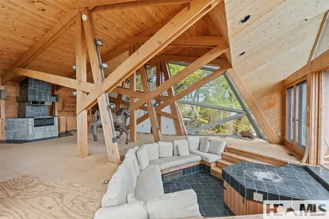 336 North Drive Highlands NC 28741