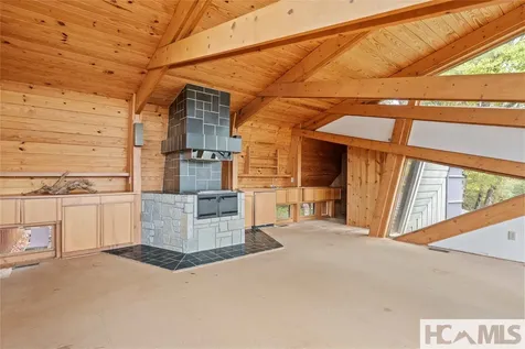 336 North Drive Highlands NC 28741