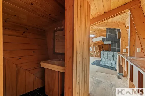 336 North Drive Highlands NC 28741