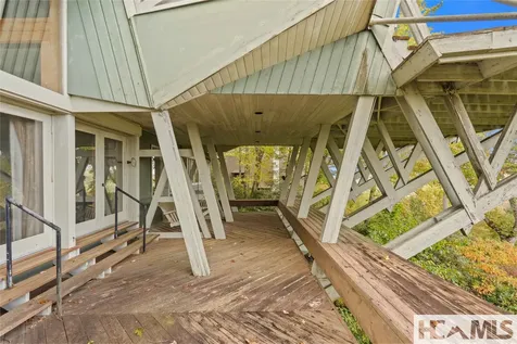 336 North Drive Highlands NC 28741