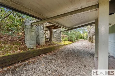 336 North Drive Highlands NC 28741