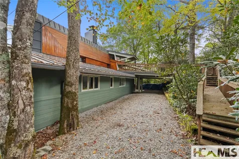 336 North Drive Highlands NC 28741
