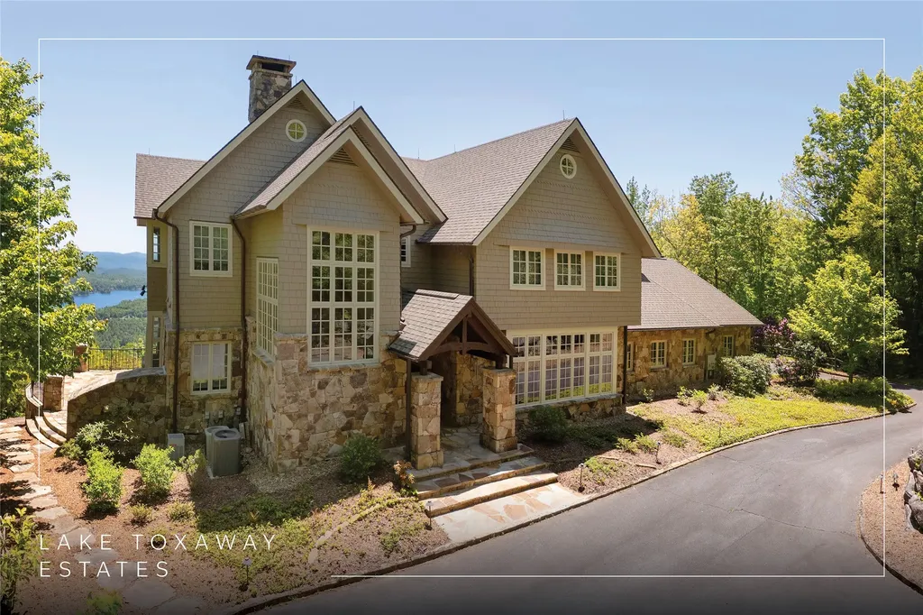250 Meadow Ridge Drive Lake Toxaway NC 28747