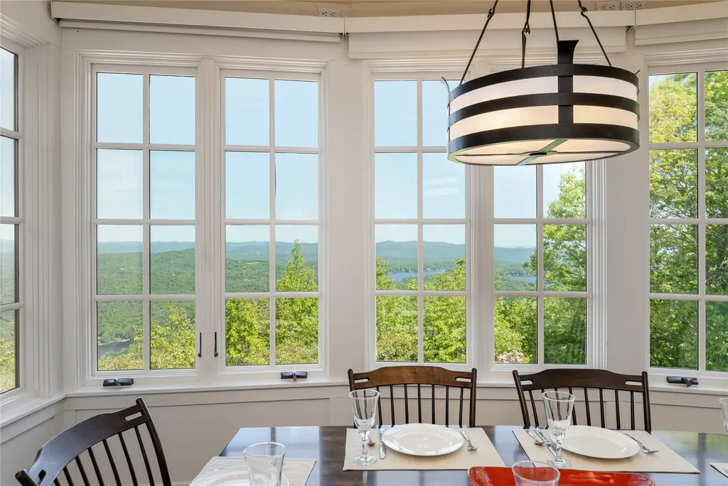 250 Meadow Ridge Drive Lake Toxaway NC 28747