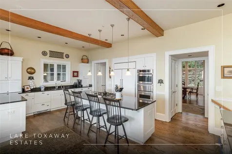 250 Meadow Ridge Drive Lake Toxaway NC 28747