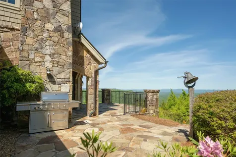 250 Meadow Ridge Drive Lake Toxaway NC 28747