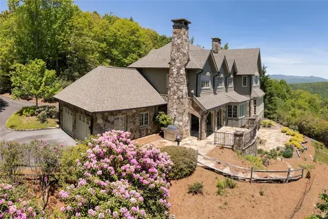 250 Meadow Ridge Drive Lake Toxaway NC 28747