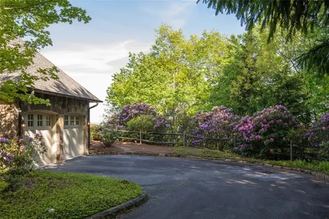 250 Meadow Ridge Drive Lake Toxaway NC 28747