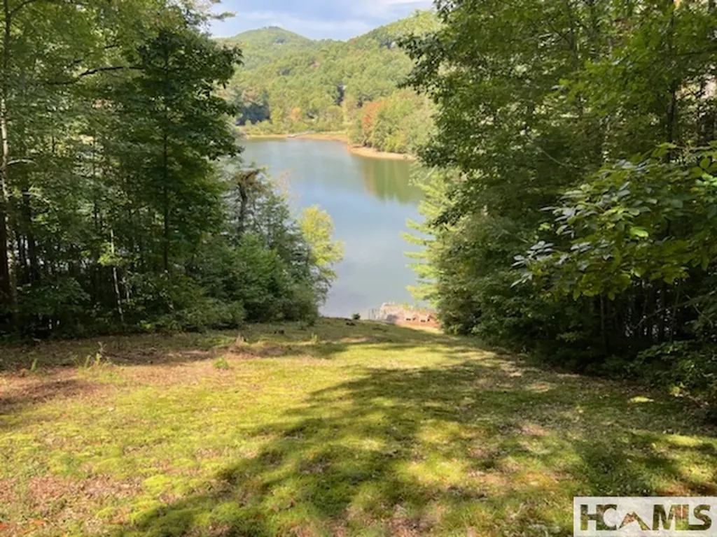 210 Tahala Trail Cullowhee NC 28723