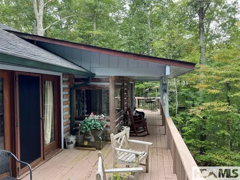 210 Tahala Trail Cullowhee NC 28723