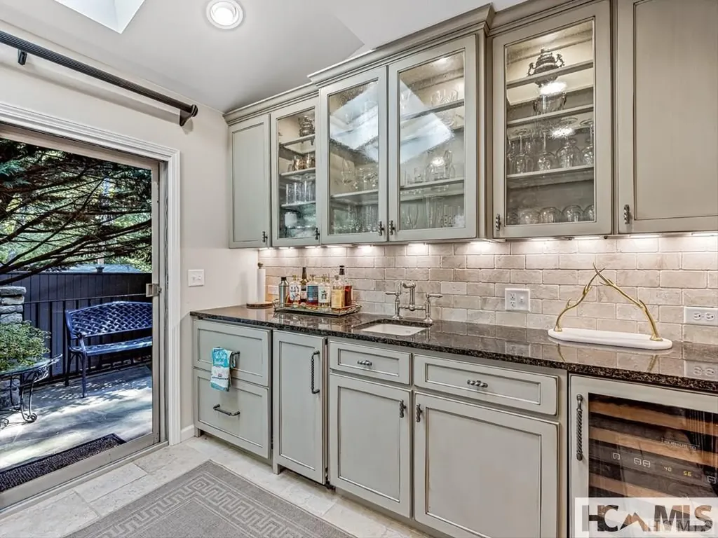 64 Toxaway Shores Lake Toxaway NC 28747