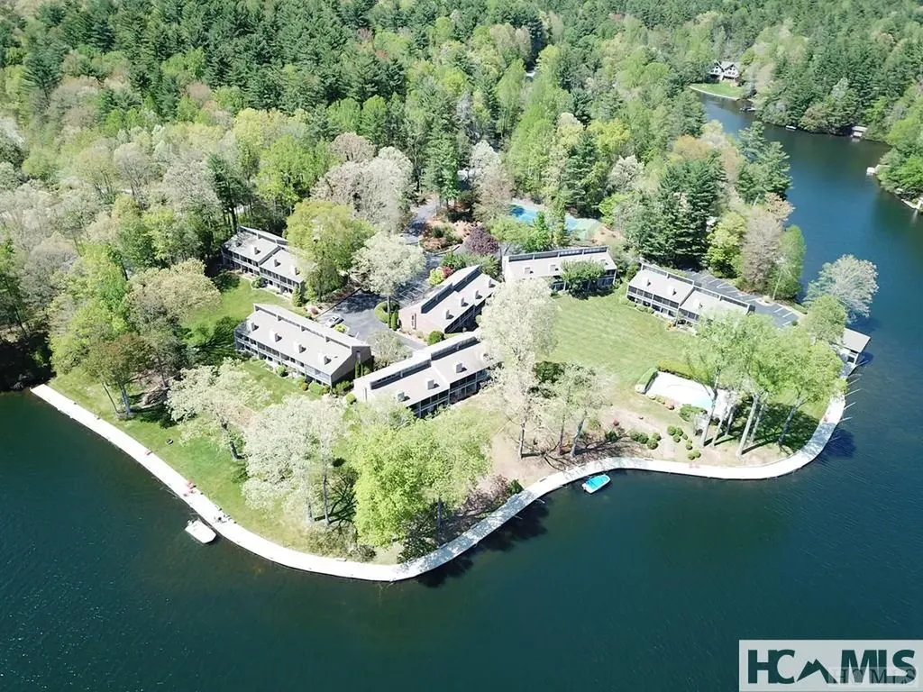 64 Toxaway Shores Lake Toxaway NC 28747