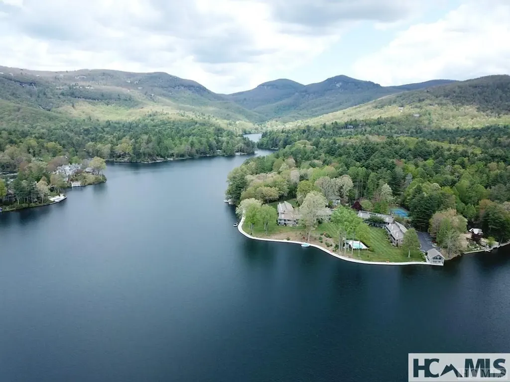 64 Toxaway Shores Lake Toxaway NC 28747