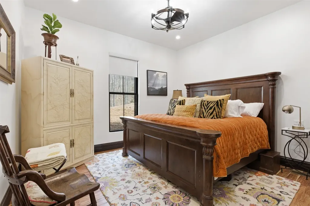 58 Buttons Lane Sky Valley GA 30537