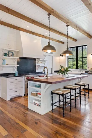225 Bowery Road Highlands NC 28741