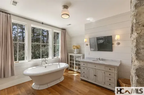 225 Bowery Road Highlands NC 28741