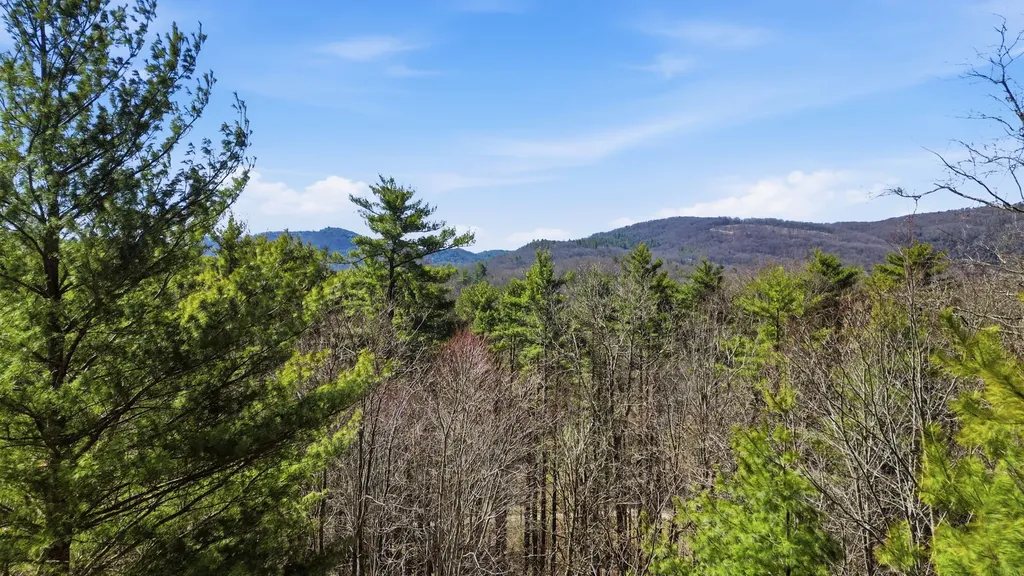 Lot 10 Cotswold Way Highlands NC 28741